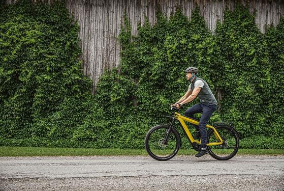 RM Supercharger GT vario HS HE53 cm '23 yellow electric bike (1250Wh, Nyon, GX, with lock bag)