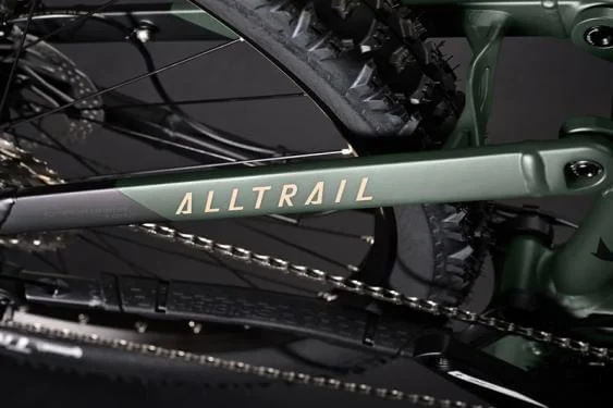 Haibike AllTrail 4 27,5" i630Wh 44 cm '22 zöld elektromos kerékpár